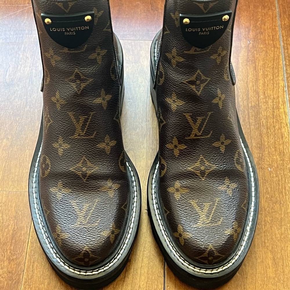 Louis Vuitton Chelsea boot